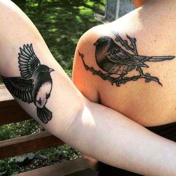Tatuaje madre e hija aves