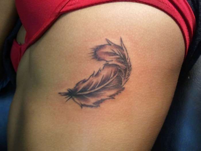 Tatuaje de pluma