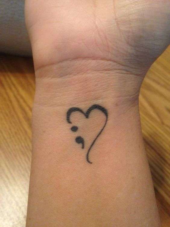  semikolon tatuering hjärta 