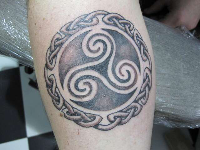 Tatuajes de trisquel celta