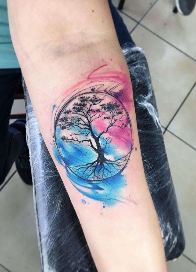Tatuaje de árbol de la vida en colores