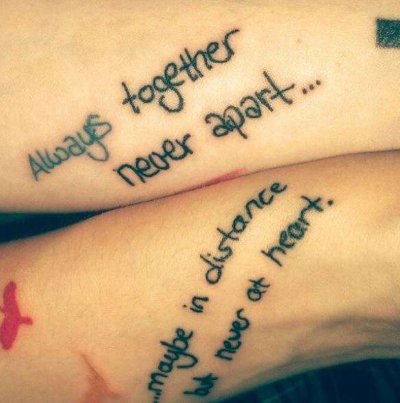 Tatuaje de mejores amigas - frase