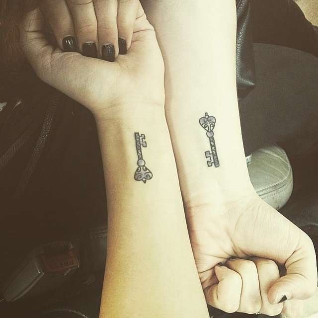 Tatuaje de mejores amigas - llaves