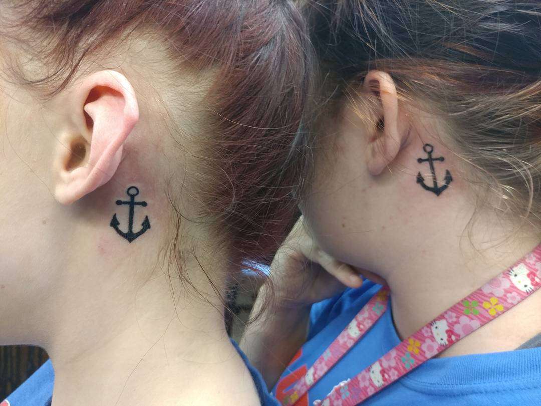 Tatuaje de mejores amigas - anclas