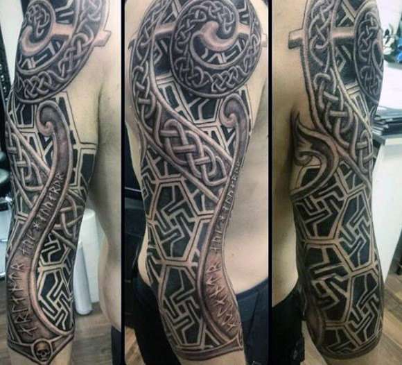 Tatuaje de lazos celtas