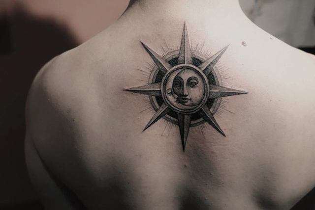 Tatuaje de estrella sol y luna