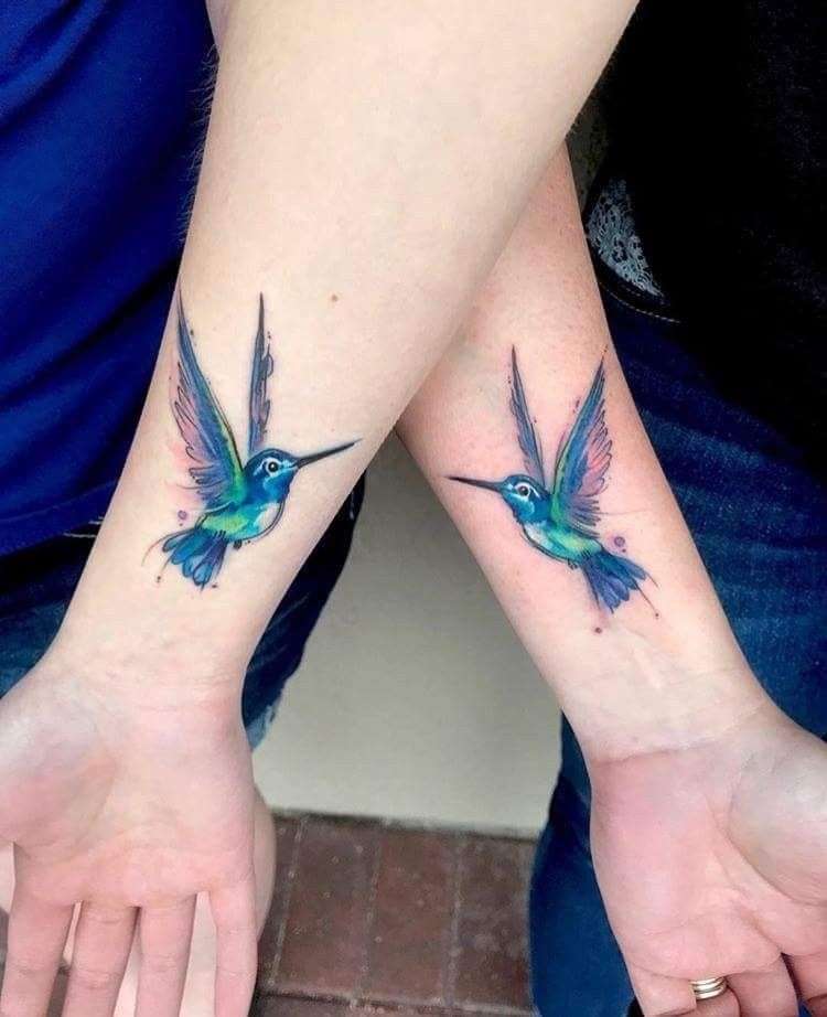 Tatuaje de colibrí para parejas