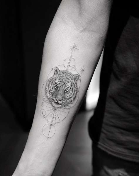 Tatuaje realizado por Dr Woo - Instagram