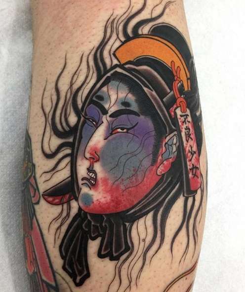 Tatuaje realizado por Parliament Tattoo - Instagram