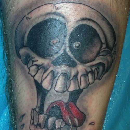 Funny tattoos: crazy skull