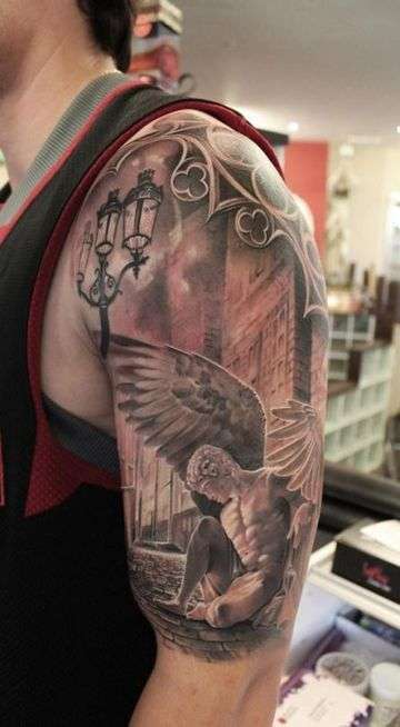 Tatuaje de ángel caído