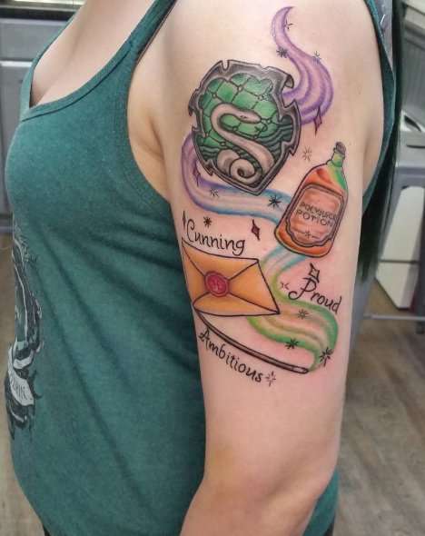 Tatuaje de Harry Potter en el brazo