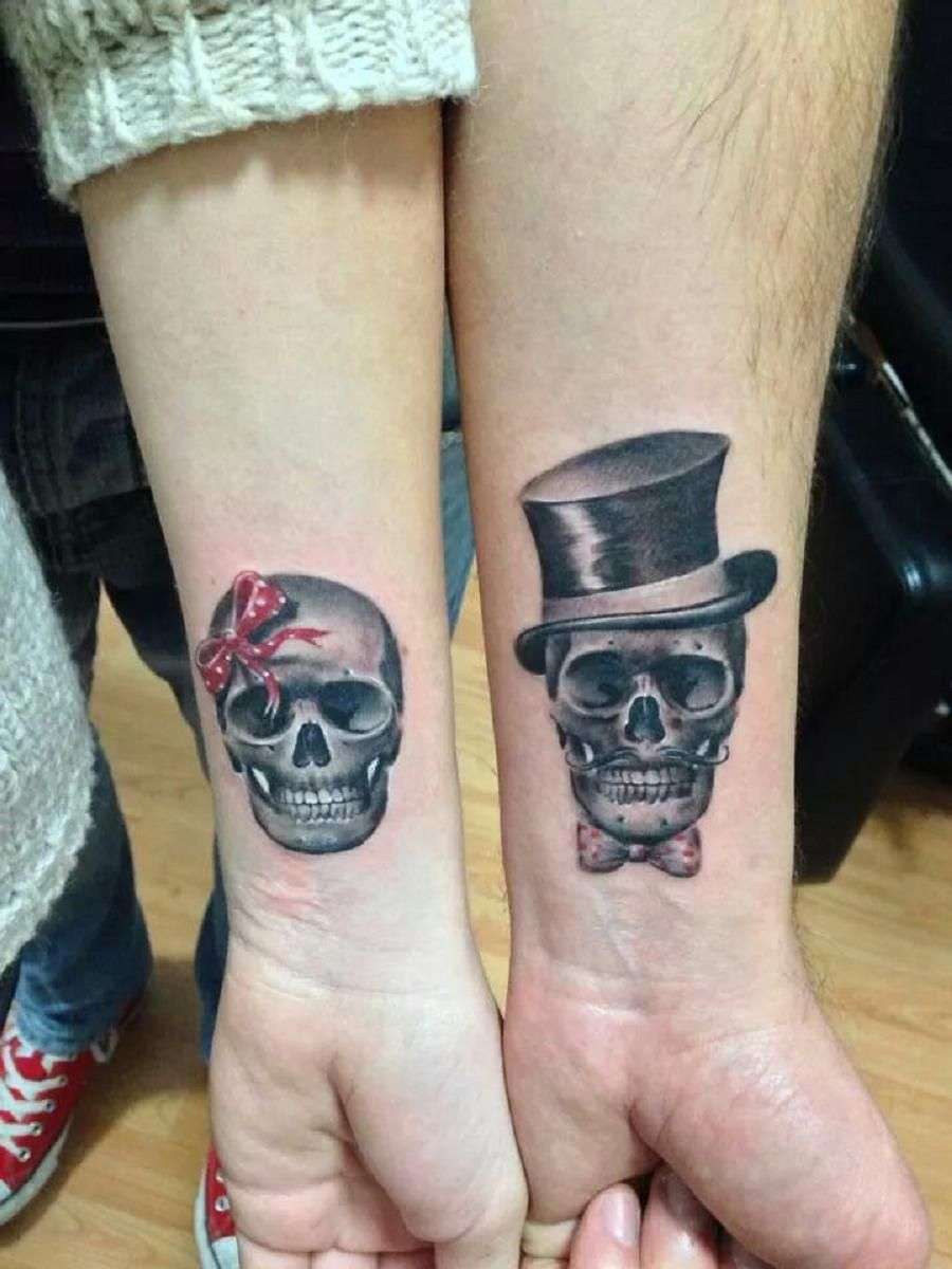 Tatuaje de calavera en pareja