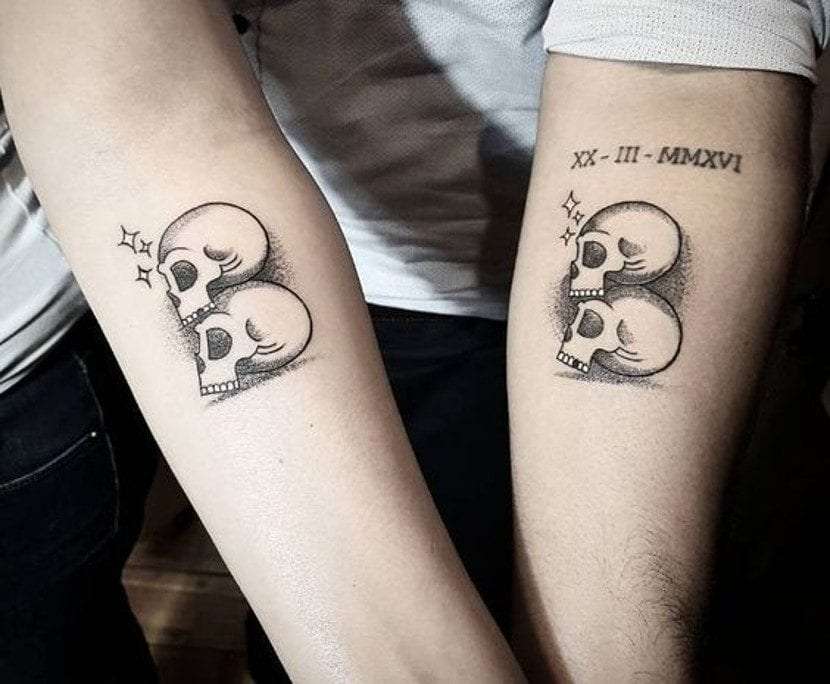 Tatuaje de dos calaveras