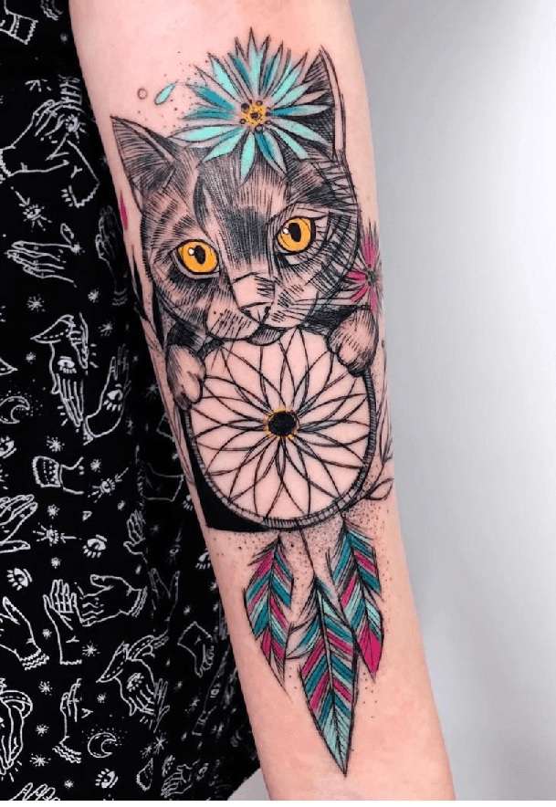  Tatuaje de atrapasueños y gato