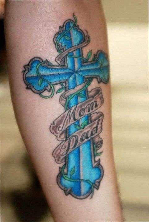 Tatuaje de cruz en azul