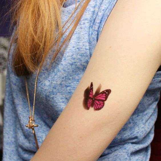 Tatuaje de mariposa pequeño
