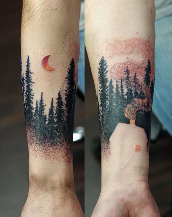 Tatuaje de bosque y luna roja