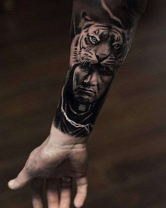 Tatuaje de tigre y guerrero