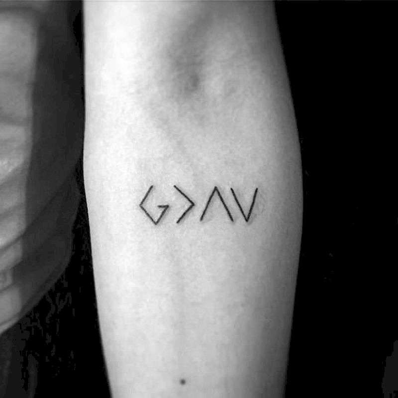 Tatuajes minimalistas: letras