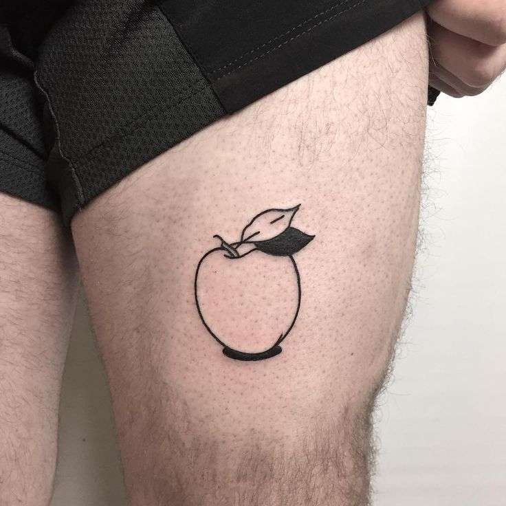 Tatuajes minimalistas: manzana