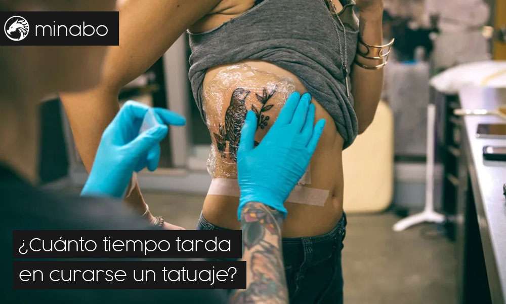 ¿Cuánto tiempo tarda en curarse un tatuaje?