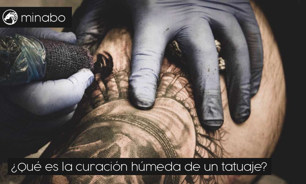¿Qué es la curación húmeda de un tatuaje?